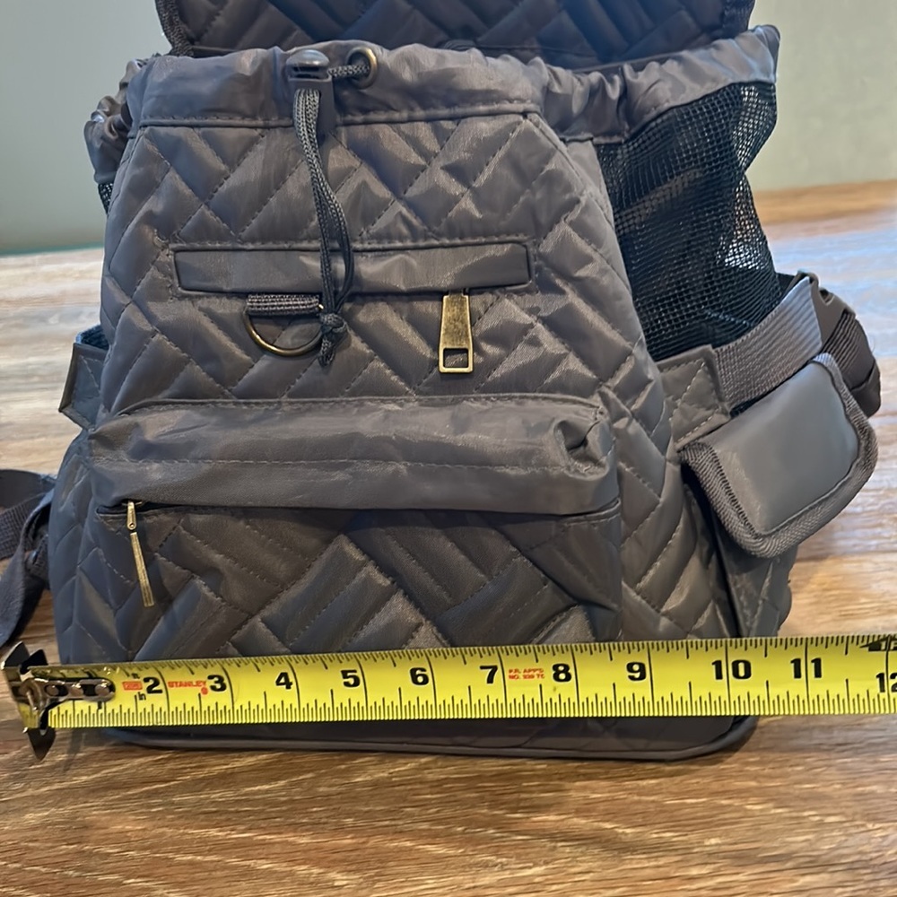 Small animal backpack carrier. Looks very clean - Picture 11 of 13